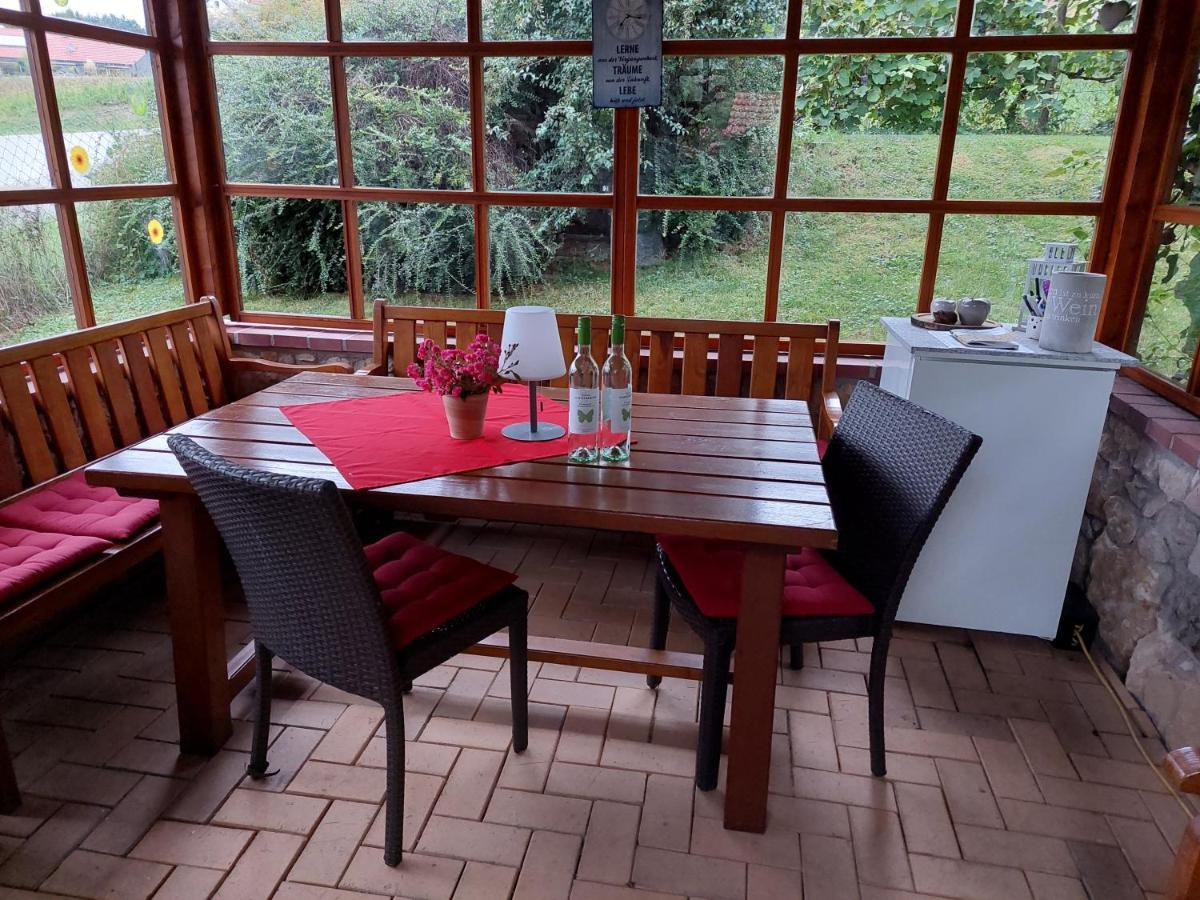 Anna'S Home - Ferienwohnungen Ratsch an der Weinstraße Exterior foto