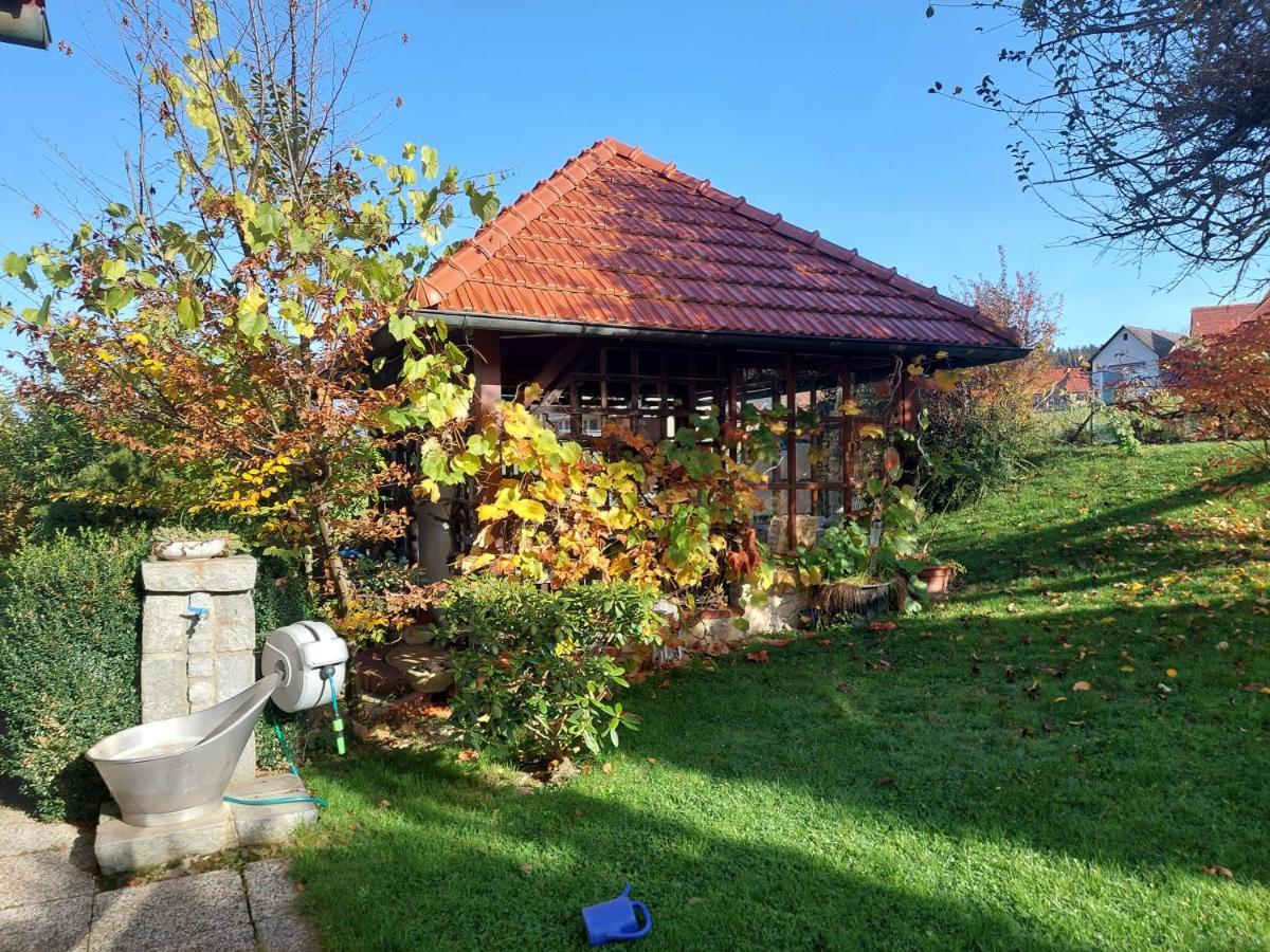 Anna'S Home - Ferienwohnungen Ratsch an der Weinstraße Exterior foto