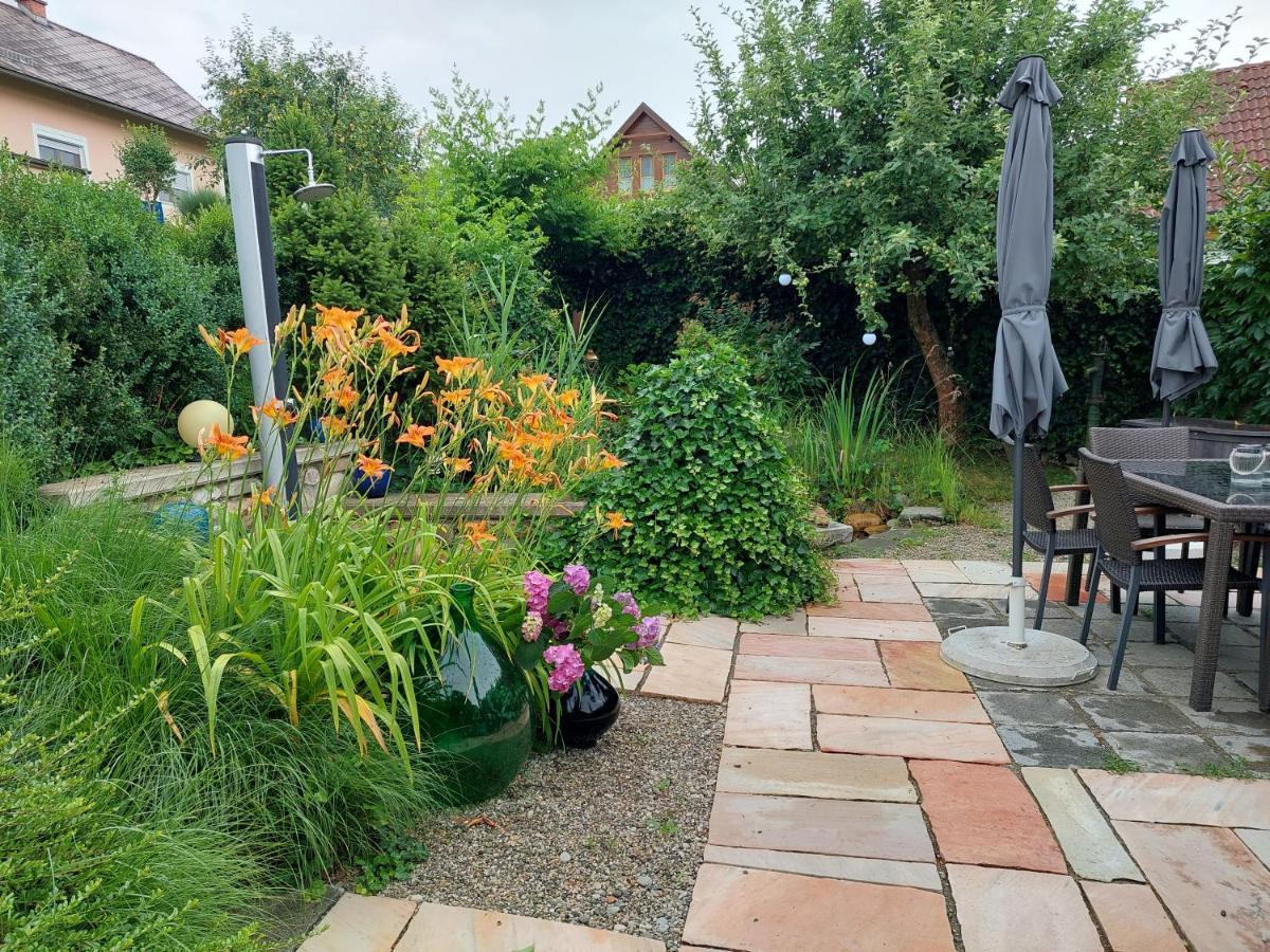 Anna'S Home - Ferienwohnungen Ratsch an der Weinstraße Exterior foto