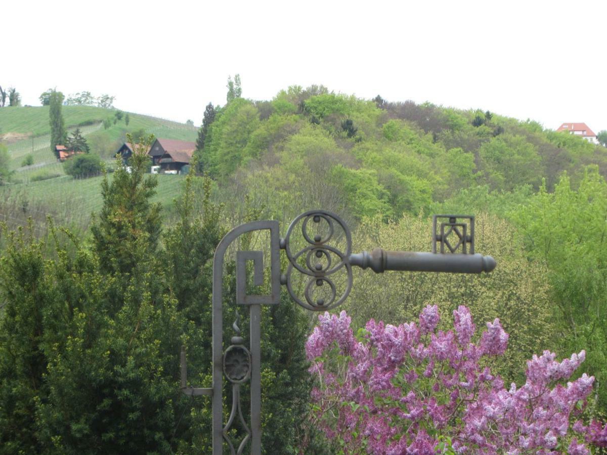 Anna'S Home - Ferienwohnungen Ratsch an der Weinstraße Exterior foto